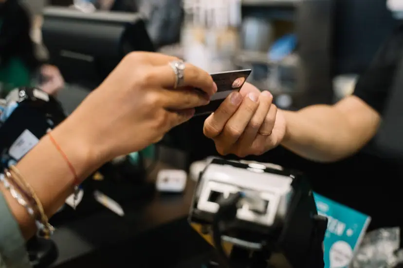 Como a loja de móveis evita reclamação no Procon na Black Friday 2026